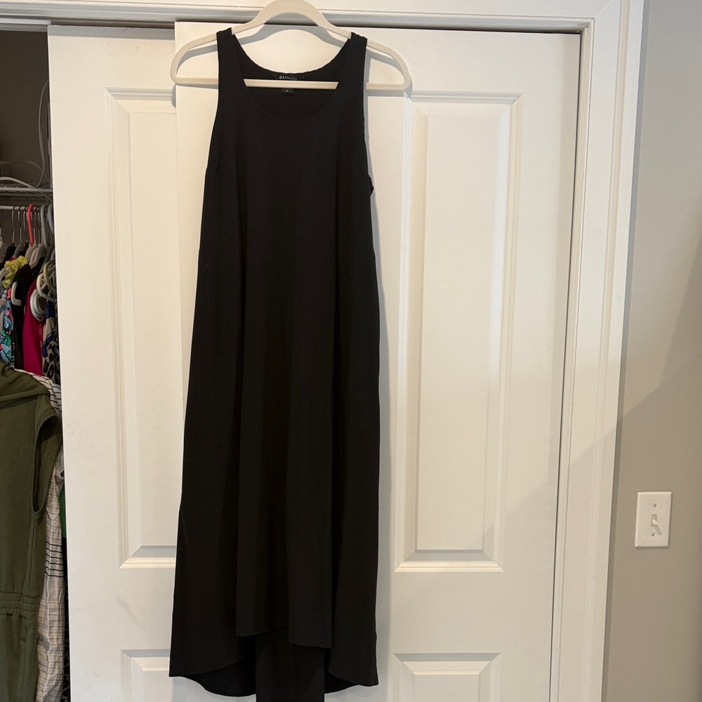 Athleta Sleeveless Black Midi Dress - Women's Dress
